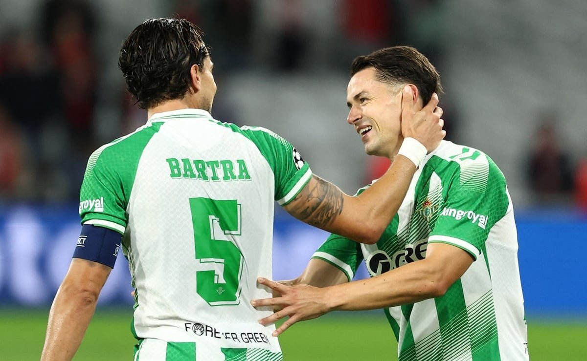 Noche mágica para Fidalgo: Debut soñado en Champions con un ojo en México