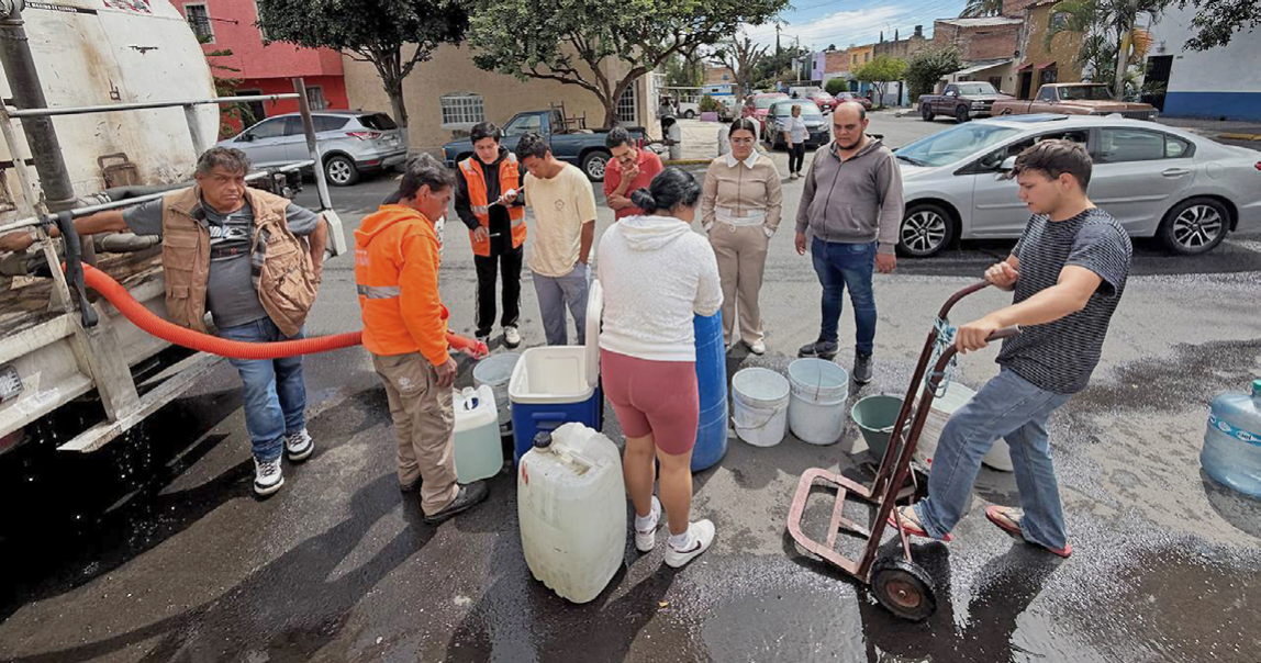 Distribuye GDL más de 200 mil litros de agua al día