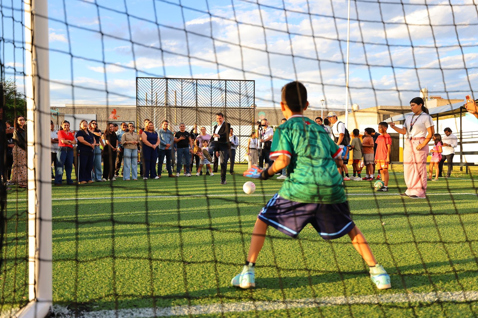Zapopan rehabilita unidad deportiva en San Juan de Ocotán