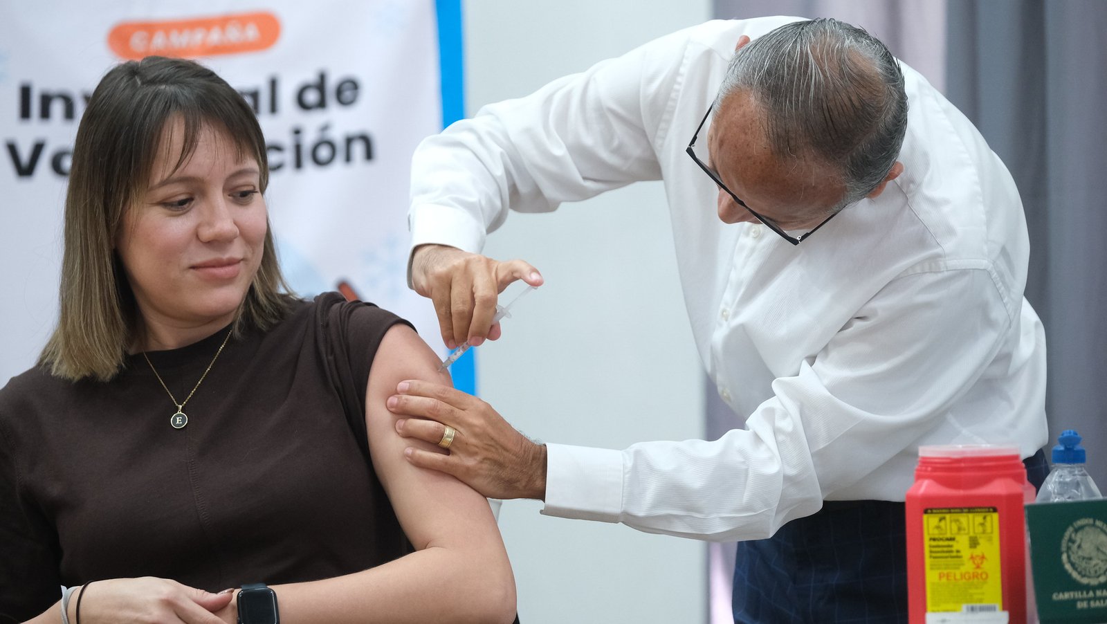 Arranca campaña contra influenza, Covid-19 y VPH