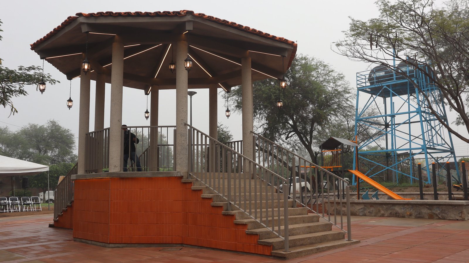 Estrena La Teja plaza pública elegida por sus habitantes