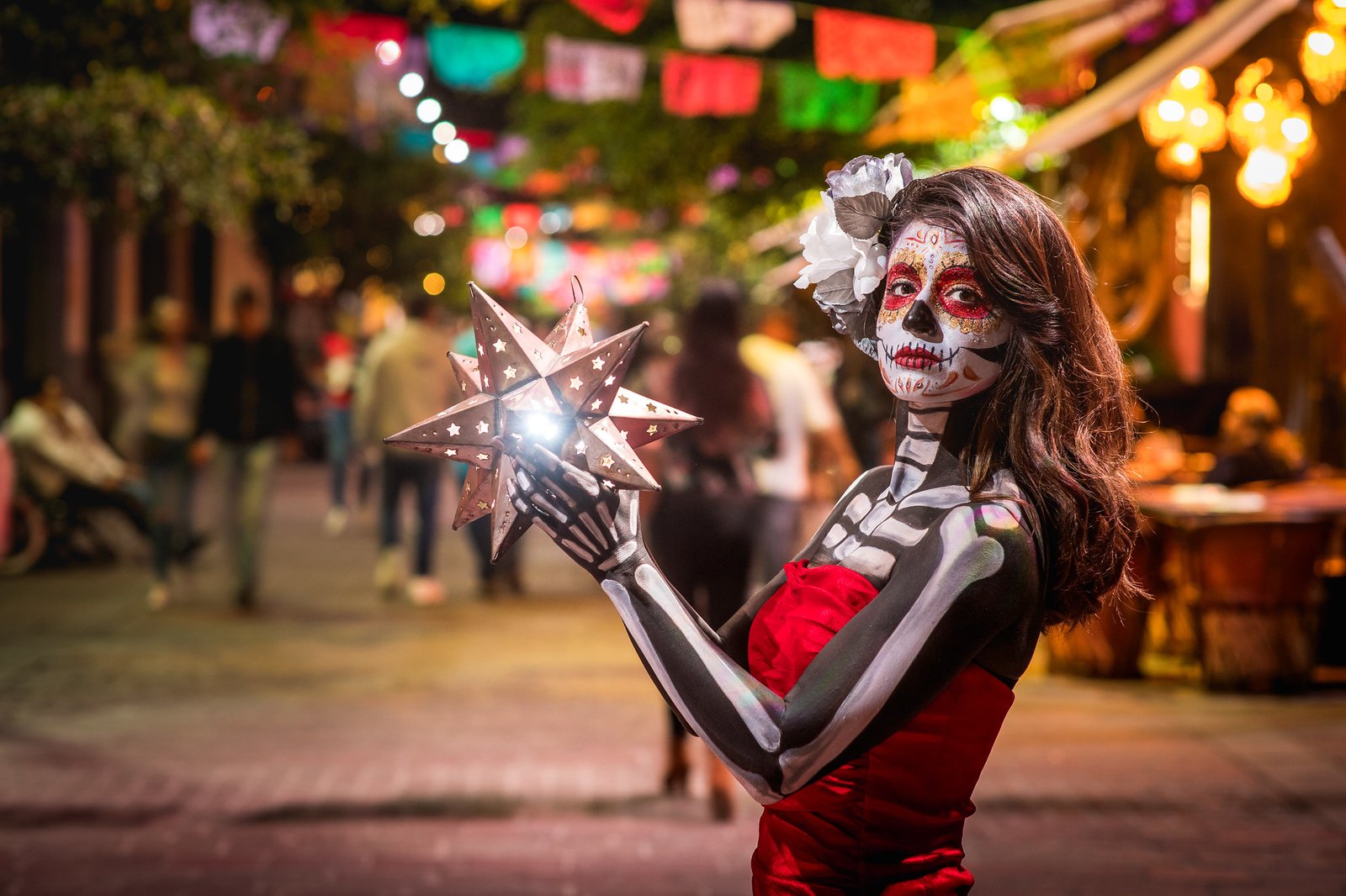 Mazamitla alista catrina monumental por Día de Muertos