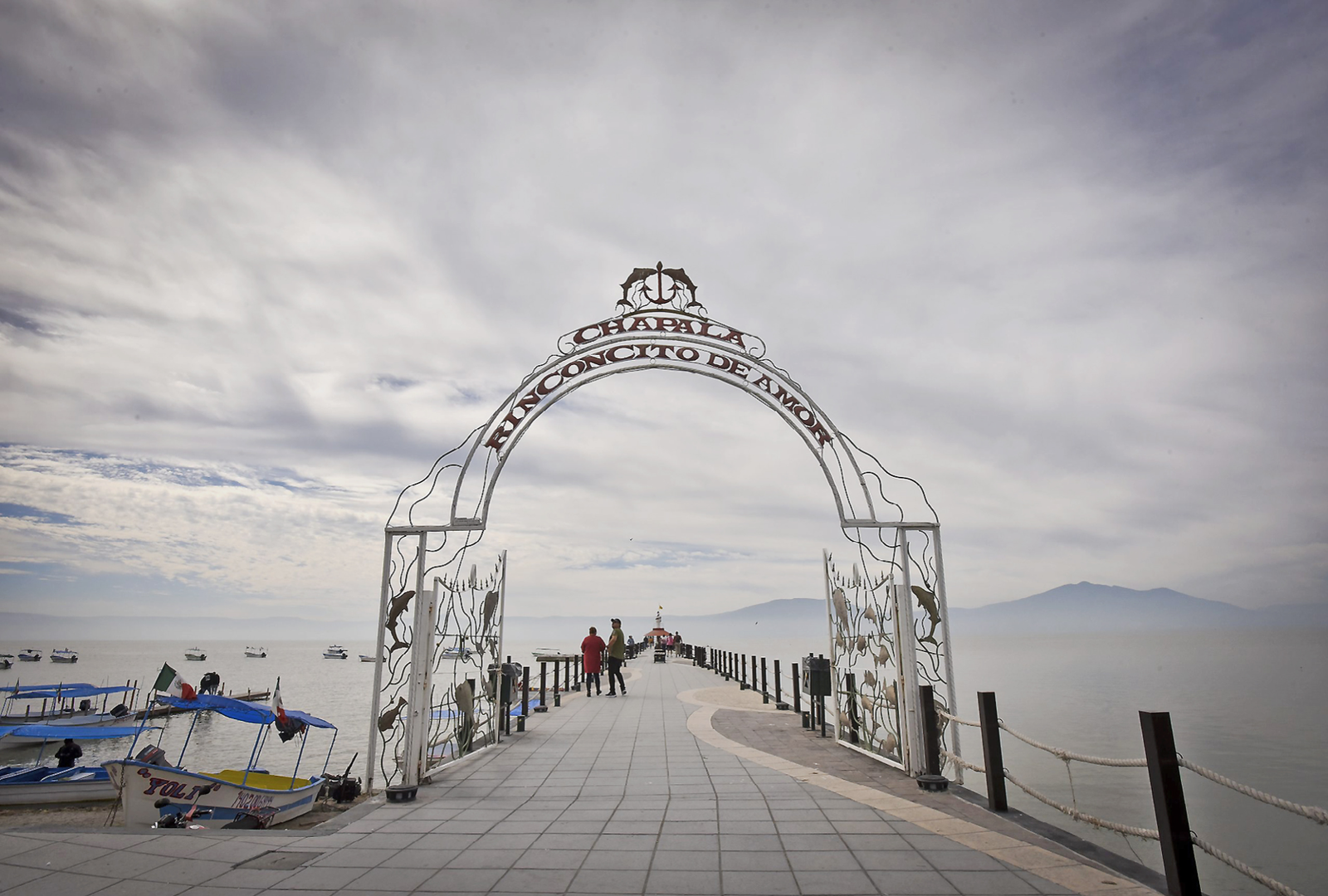 Especialistas analizarán contaminación y crisis hídrica del lago de Chapala