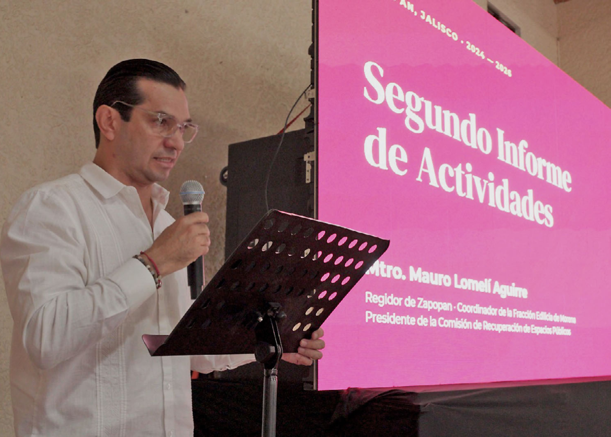 Mauro Lomelí levanta la mano en Zapopan