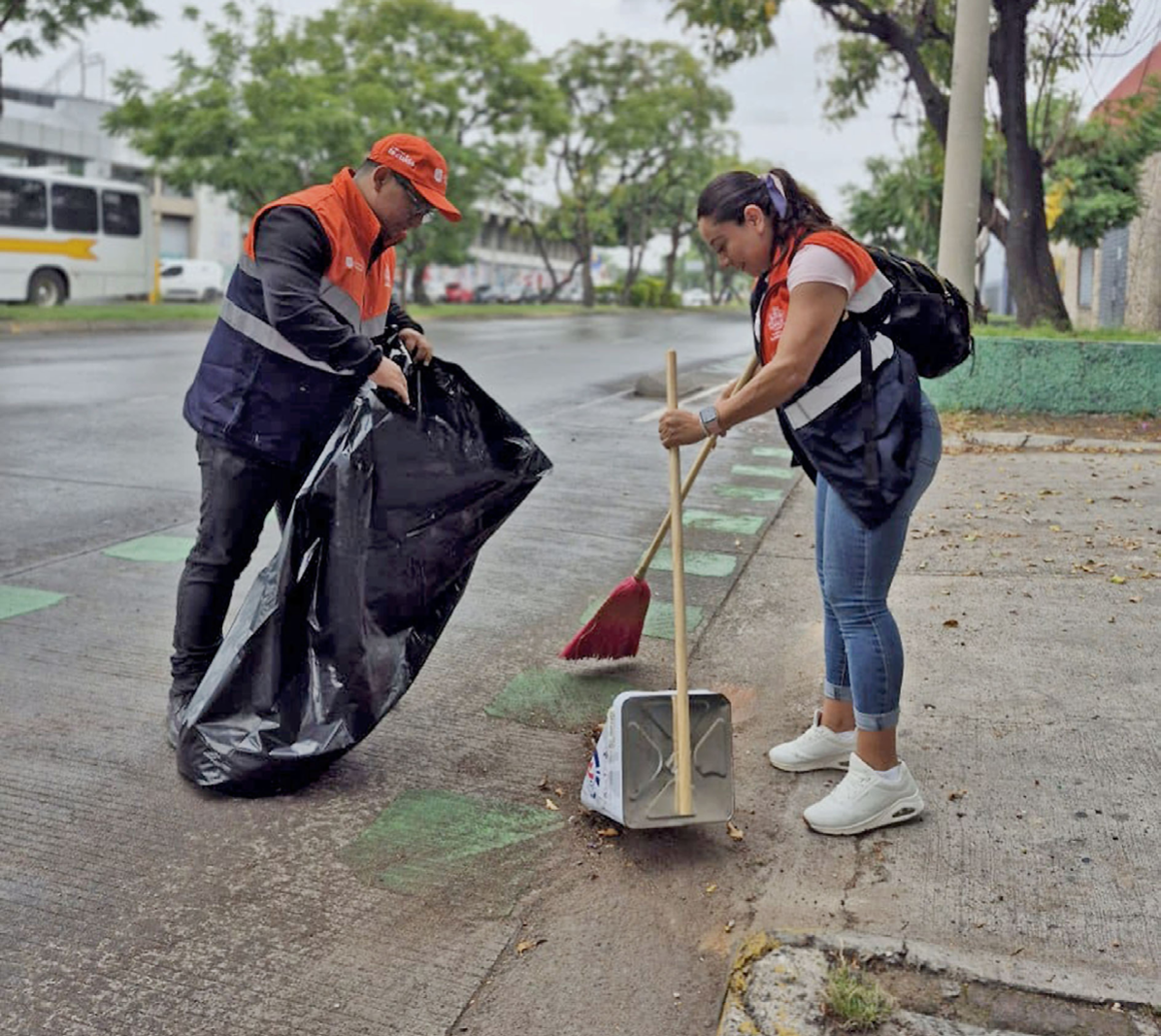 Guadalajara inicia mantenimiento semanal a ciclovías del municipio