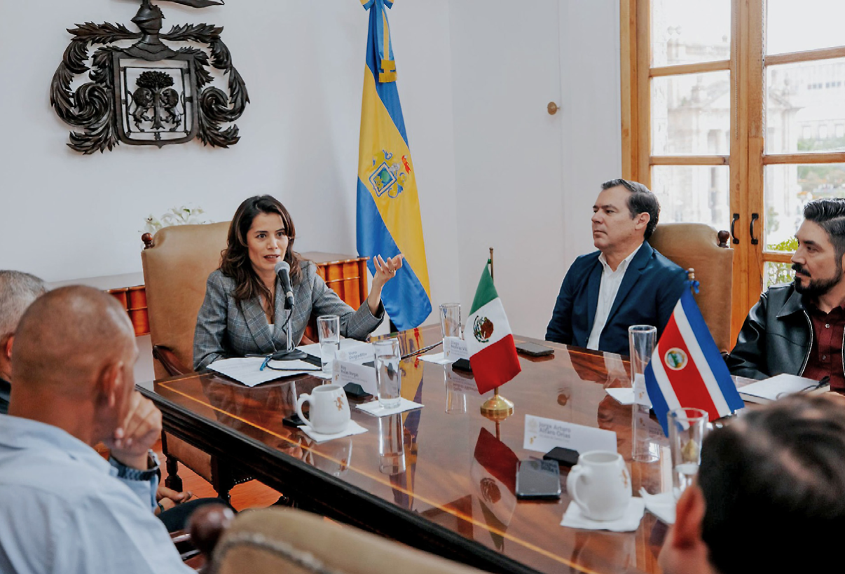 Guadalajara comparte modelo de movilidad con Costa Rica