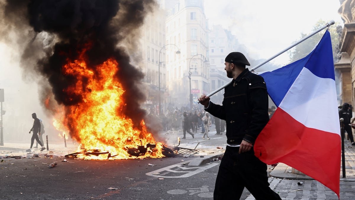 Francia endurece control de protestas y despliega seguridad masiva ante ola de violencia