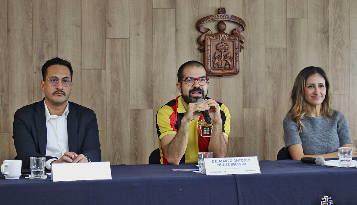 UdeG llevará a la radio la historia de su refundación